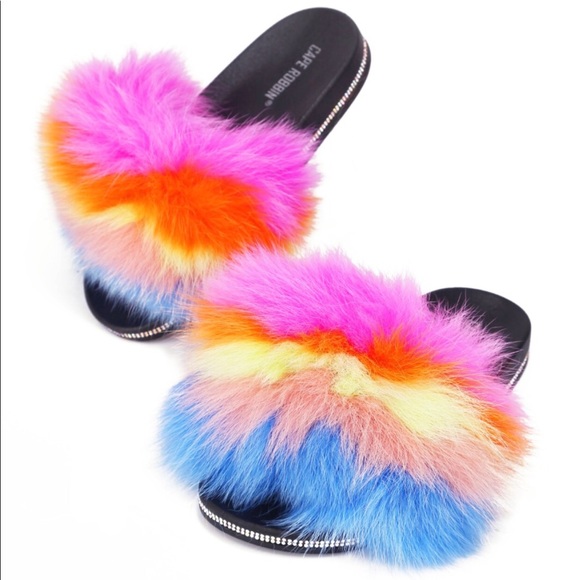 Rainbow Fur Rhinestone Slides - Picture 3 of 4
